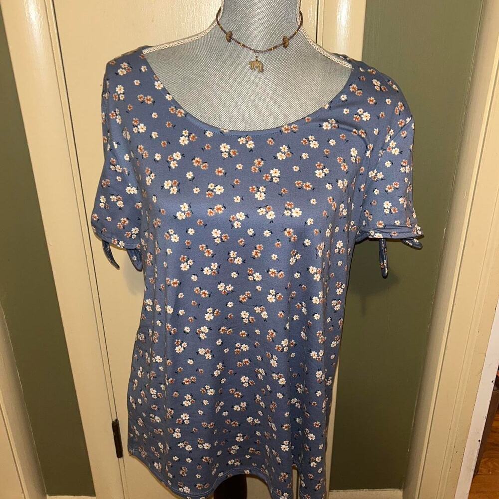 Boho blue floral short sleeve